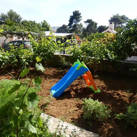 With A Parking Space - 13557 Apartman