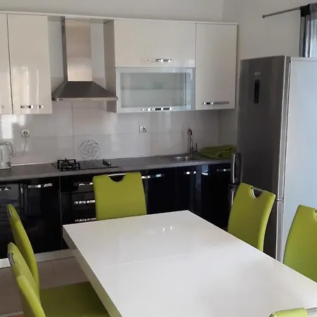 Apartman With A Parking Space - 13557 Zadar