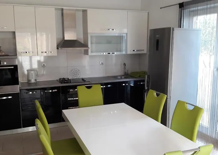 Lägenhet With A Parking Space - 13557 Zadar